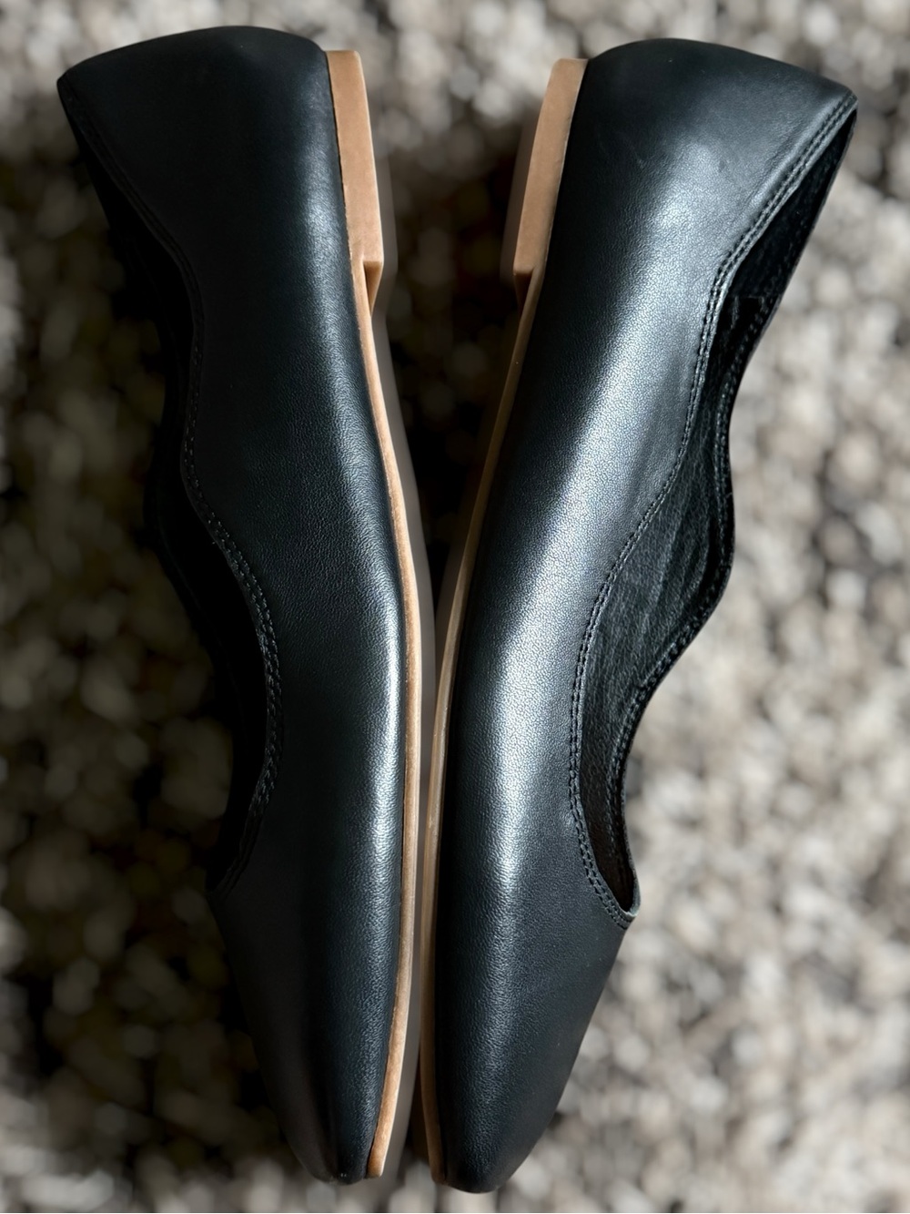 LUCY BRAND Black Leather Flats Size 8 Women Like New - Picture 3 of 10